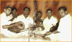 Bellary Brothers - All five brothers on the same Dias along with TAS Mani on Mridangam
